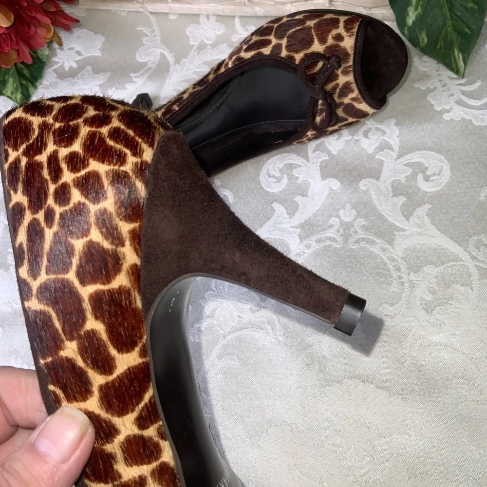 Alex Marie 3” Giraffe Velvet Peep Toe Party Heels Size 6.5 - Picture 7 of 11